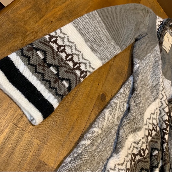 Vintage Concept Warm Fair Isle Fuzzy Knit Duster - Picture 6 of 9